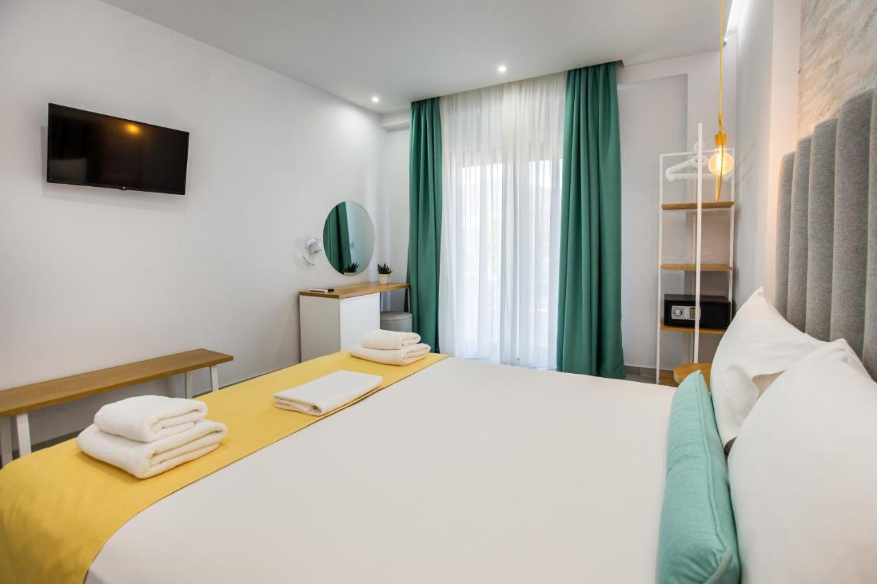 Patiras Deluxe B&B Лименария Экстерьер фото